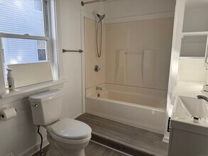 15 Freestone Ave in Portland, CT - Building Photo - Building Photo