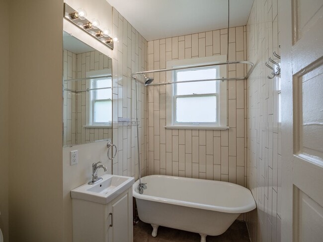 property at 226 15th St NE