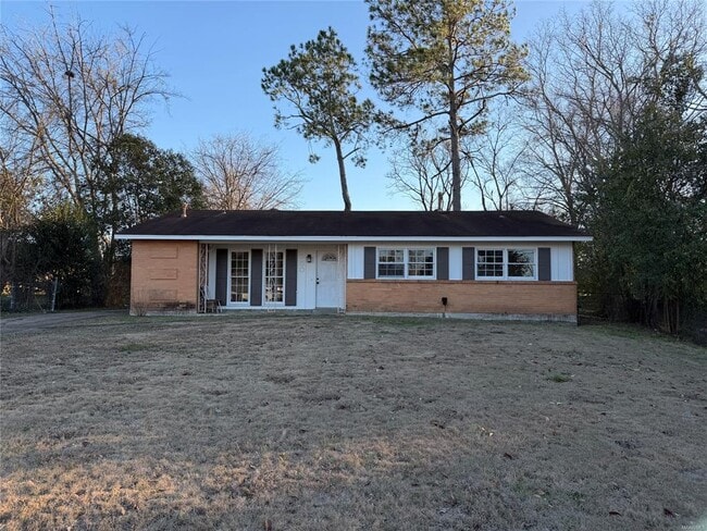 350 Southlawn Dr in Montgomery, AL - Building Photo - Building Photo