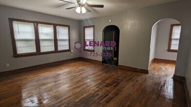 1865 E Elm St in Springfield, MO - Building Photo - Building Photo