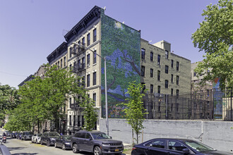 557 W 140th St in New York, NY - Building Photo - Building Photo