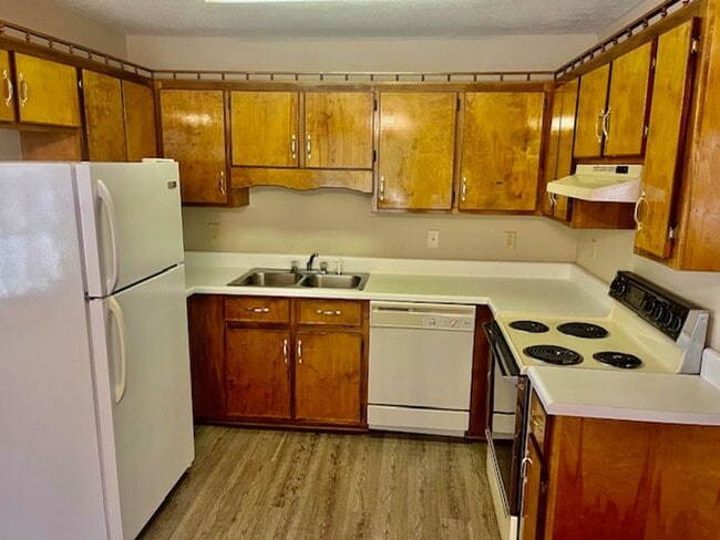 1820-20 Stonecreek Dr NW in Rome, GA - Building Photo - Building Photo