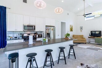 6201 Caddie St in Austin, TX - Building Photo - Building Photo