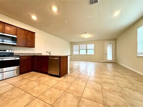 10904 Leafshore Lp in Orlando, FL - Building Photo - Building Photo