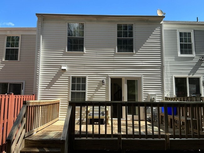 10602 Chisholm Landing Terrace in North Potomac, MD - Building Photo - Building Photo