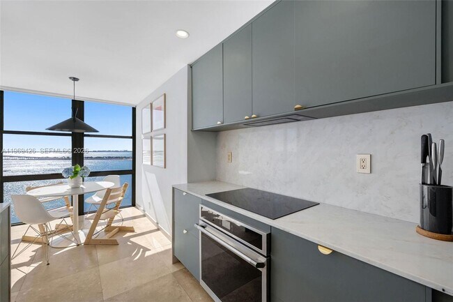 property at 1915 Brickell Ave