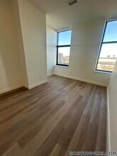 1079 Commonwealth Ave in Boston, MA - Building Photo - Building Photo