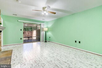 4546 Little River Run Dr in Annandale, VA - Building Photo - Building Photo