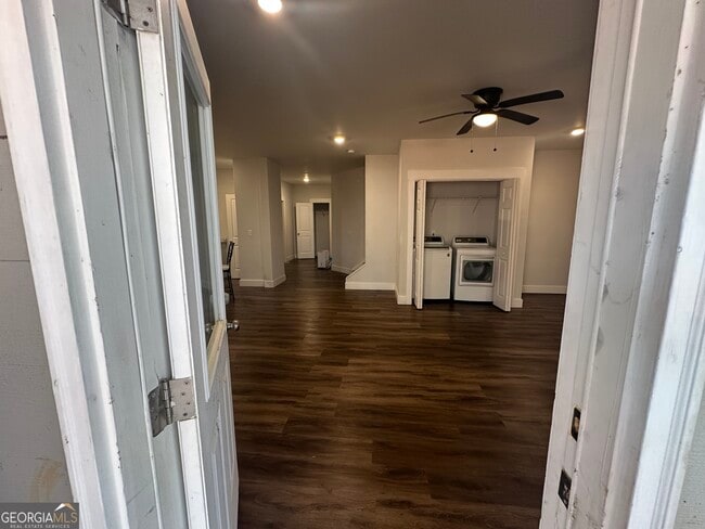 370 Crestbrook Ln in Dallas, GA - Building Photo - Building Photo