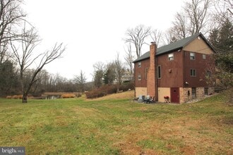 48 Poor Farm Rd in Pennington, NJ - Building Photo - Building Photo