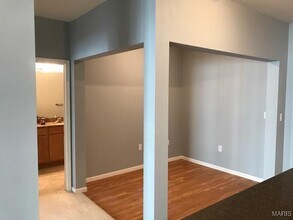 1251 Strassner Dr in Brentwood, MO - Building Photo - Building Photo