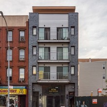 146 Meserole St in Brooklyn, NY - Building Photo - Building Photo