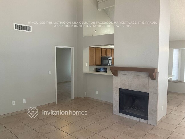 2142 W Monona Dr in Phoenix, AZ - Foto de edificio - Building Photo