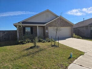 4226 Midnight Marble Dr in Baytown, TX - Building Photo - Building Photo