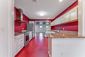 16 Main St in Flemington, NJ - Building Photo - Building Photo