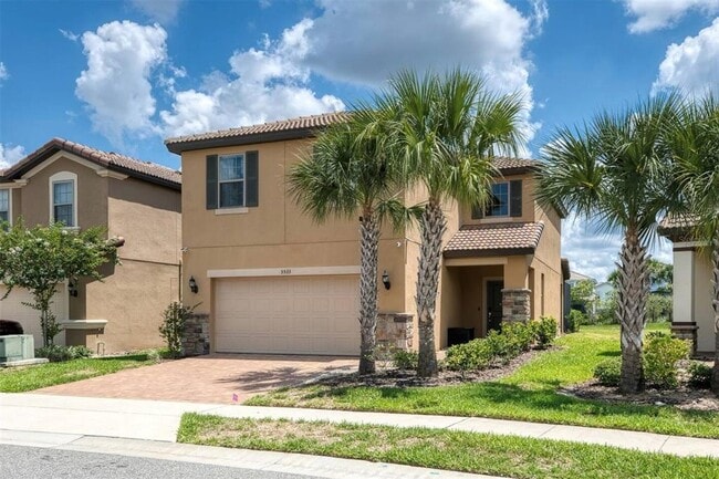 property at 5533 Misty Oak Cir