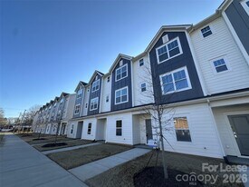3928 Winterfield Pl in Charlotte, NC - Building Photo