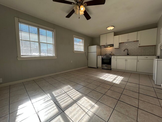 6474 Nicole Ln-Unit -6474 W Nicole Ln in Fayetteville, AR - Building Photo - Building Photo