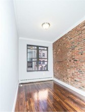 120 Mulberry St-Unit -3A in New York, NY - Building Photo - Building Photo