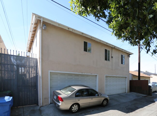12239 W Washington Blvd in Los Angeles, CA - Building Photo - Building Photo