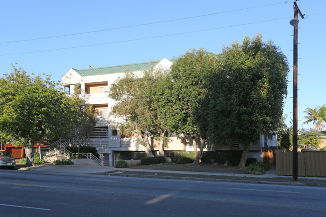 Best Western Royal Palace Inn & Suites in Los Angeles, CA - Foto de edificio - Primary Photo