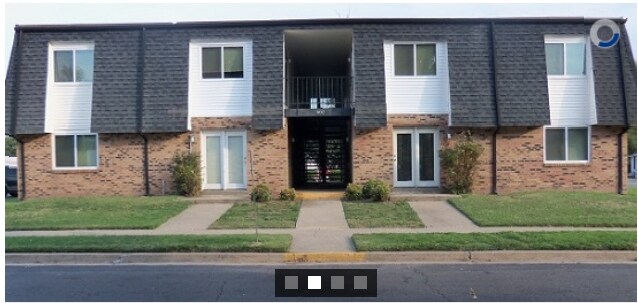 Scott Manor Apartments in Sikeston, MO - Building Photo