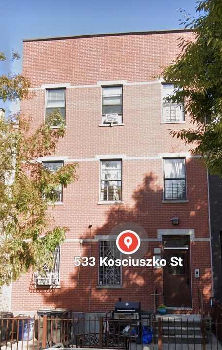 533 Kosciuszko St in Brooklyn, NY - Building Photo