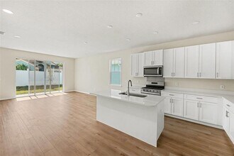 2545 Mario Wy in Clearwater, FL - Building Photo - Building Photo