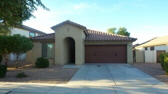 14082 W Rosewood Dr in Surprise, AZ - Building Photo