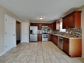 495 Old Wood Ln in Kernersville, NC - Building Photo - Building Photo