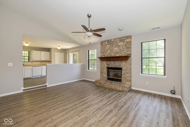 7313 Shanna Cir in Indianapolis, IN - Building Photo - Building Photo
