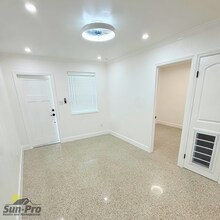 750 Bethune St in Daytona Beach, FL - Foto de edificio - Building Photo