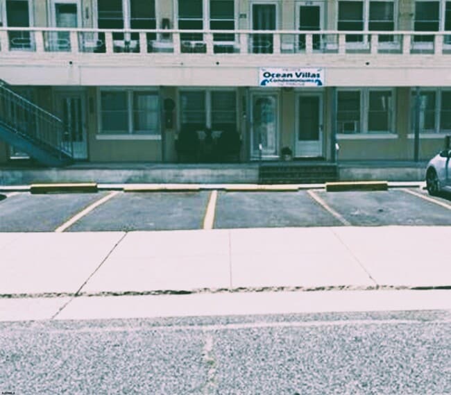 property at 132 S Providence Ave