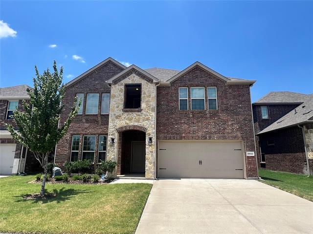 2617 Madera Canyon Rd in Aubrey, TX - Foto de edificio