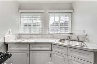2841 E 65th St in Long Beach, CA - Building Photo - Building Photo