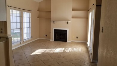 14519 Clovelly Wood in San Antonio, TX - Building Photo - Building Photo