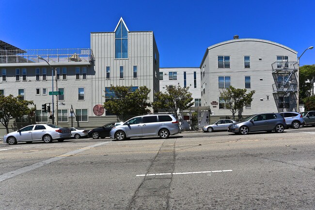 Good Samaritan Family in San Francisco, CA - Building Photo - Building Photo