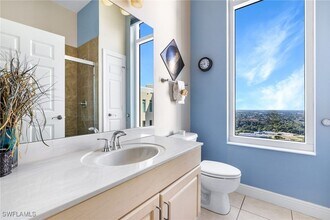 2745 First St, Unit 2703 in Ft. Myers, FL - Building Photo - Building Photo