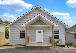 2719 Knoll Run Ct in Sevierville, TN - Building Photo