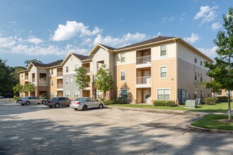 Mallard Crossing Apartments in Baton Rouge, LA - Building Photo - Building Photo