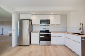 2308 Caballo Ranchero Dr, Unit lower in Diablo, CA - Foto de edificio - Building Photo