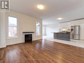 20 Dunley Cres in Brampton, ON - Building Photo - Building Photo