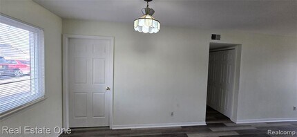 14648 Prospect St in Dearborn, MI - Building Photo - Building Photo