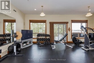 350 Ross Dr in North Bay, ON - Building Photo - Building Photo