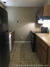 941 Applewood Ln in Fayetteville, NC - Building Photo - Building Photo