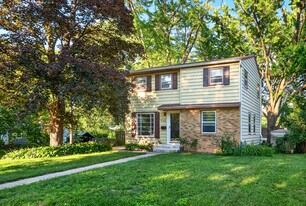 3101 Quebec Ave S in Minneapolis, MN - Building Photo