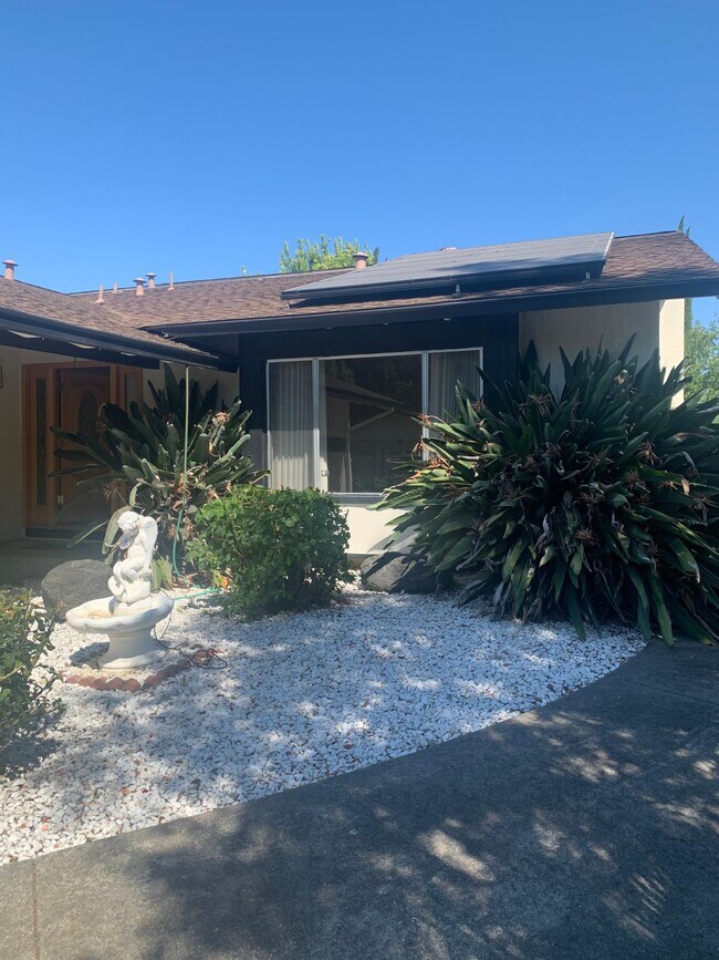 3200 Niagara Way Rentals in Fairfield, CA