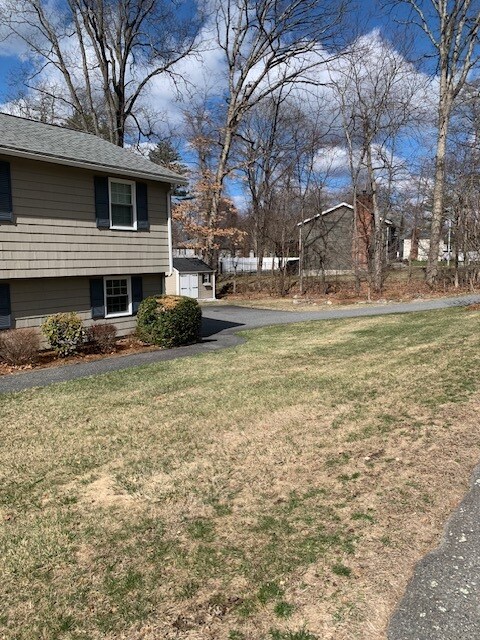 34 Turmaine St in Marlborough, MA - Building Photo - Building Photo