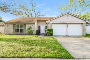 4831 Owens Creek Ln in Spring, TX - Building Photo