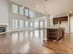 8715 Vantage Point Dr in Austin, TX - Building Photo - Building Photo